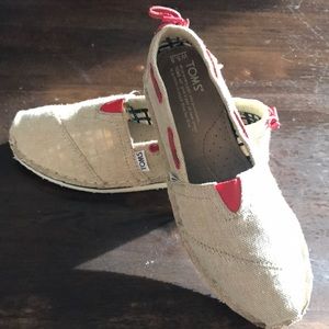 Toms shoes